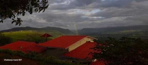 Satara Hotel | Dongarmatha Kaas