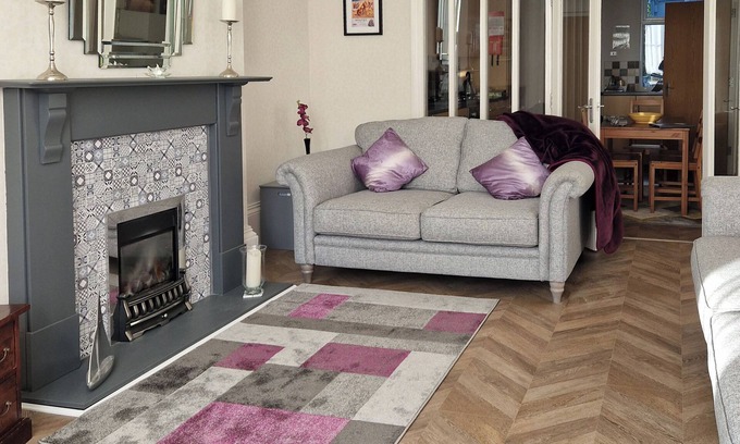 Whitby Cottage | Don’t forget your buckets and spades.