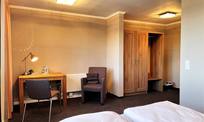 Lauta House | Doppelzimmer 201 - IBS Begegnungszentrum