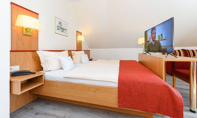 Esens Cottage | Doppelzimmer Baltrum - Pension Nordkap in Bensersiel