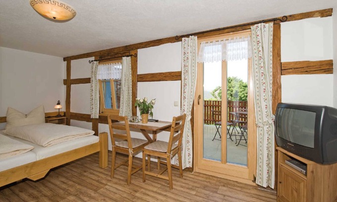 Gohrisch Apartment | Doppelzimmer mit Terrasse - Pension Bauernhaus Vetter