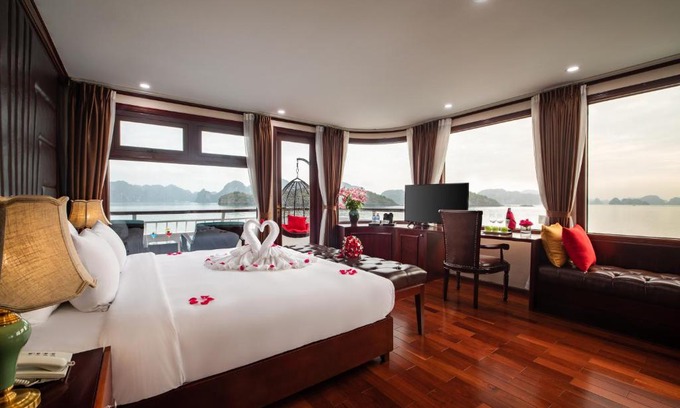 Ha Long Boat Rental | Dora Cruise by HAG