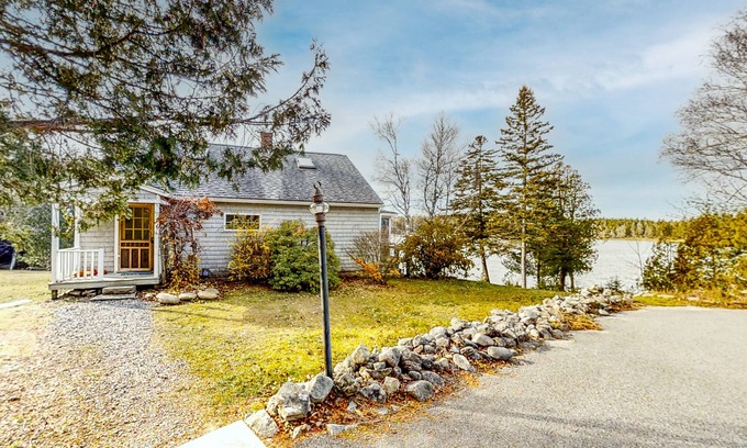 Mount Desert House | Dory Haven: Cove-front Home with sunroom, screened porch & waterfront yard
