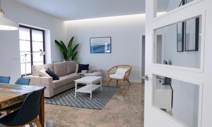 Zaragoza Old Town Apartment | Dos Torres Exclusivos en Calle Alfonso I