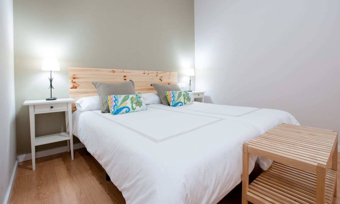 Vegueta House | Double room with private bathroom (No window)