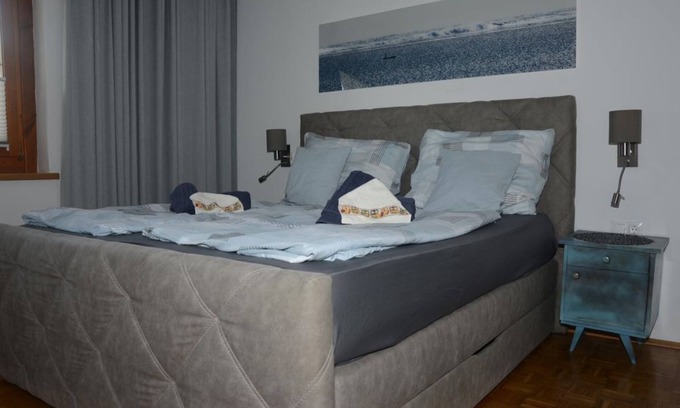 Klopein am Klopeiner See Bed & Breakfast | Double room 7 with balcony - Pension Eule