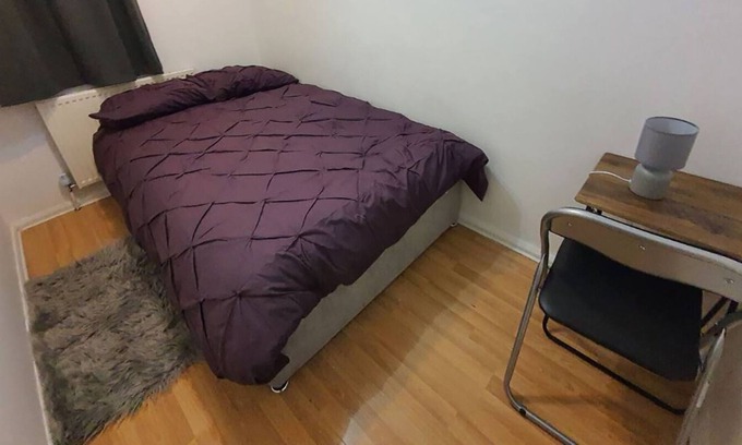 Birch House | Double bed Bedroom Greater Manchester