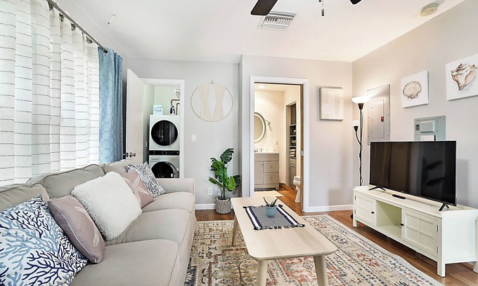 Hunt Club Apartment | Double Diamond Rentals - Your Tranquil Retreat