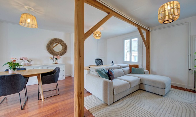 La Fuye-Velpeau House | Double gite for 7 people with garden - Near Tours Centre and train station