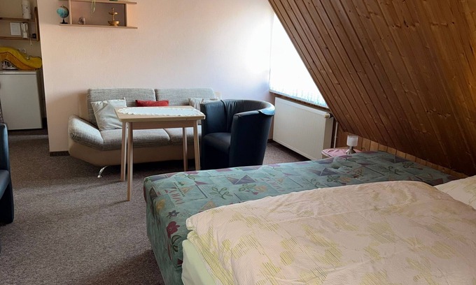 Cottbus Apartment | Double room 1 - Room rental Handschack