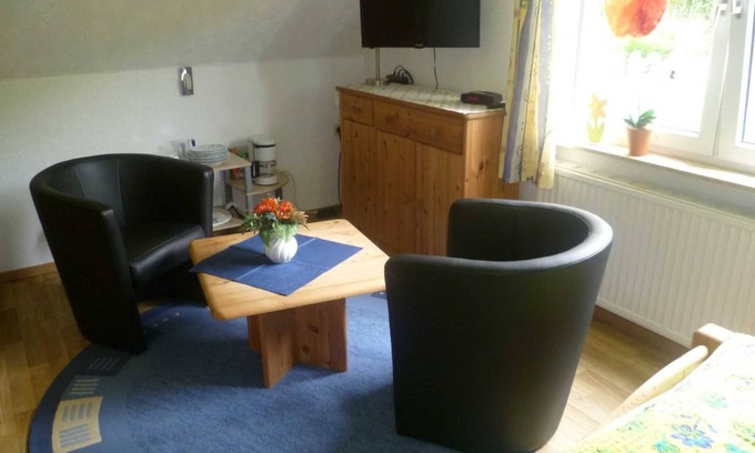 Soerup Apartment | Double room - Lorenzen: Vacation apartment and double room near the south lake