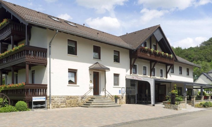 Irrhausen Bed & Breakfast | Double room shower/toilet - Restaurant-Pension Im Pfenn