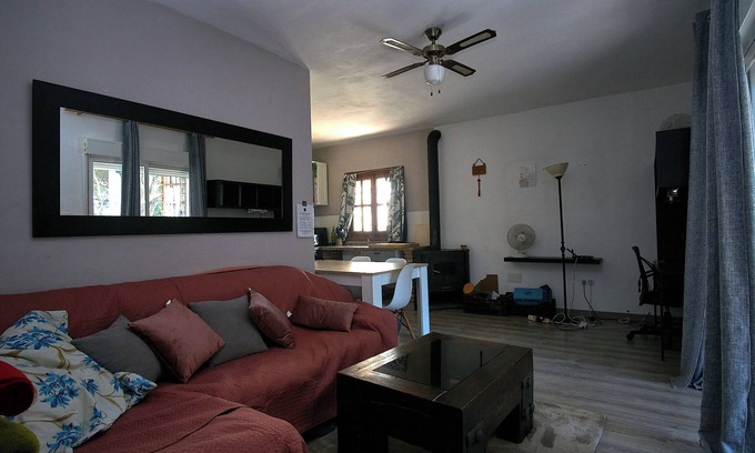 Alora House | Double & Twin room Unit-Close to Caminito del Rey! in a Beautiful, Rustic Finca