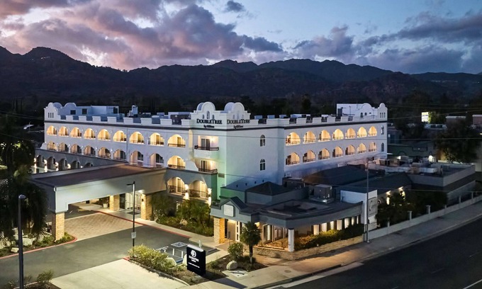 Chatsworth Hotel | DoubleTree by Hilton Chatsworth