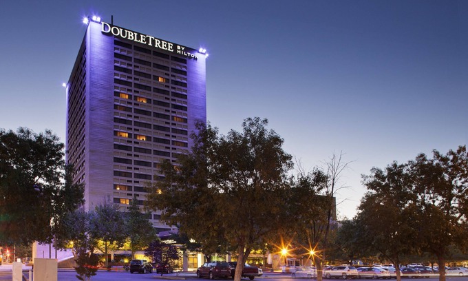 Downtown Albuquerque Hotel | DoubleTree by Hilton Hotel Albuquerque