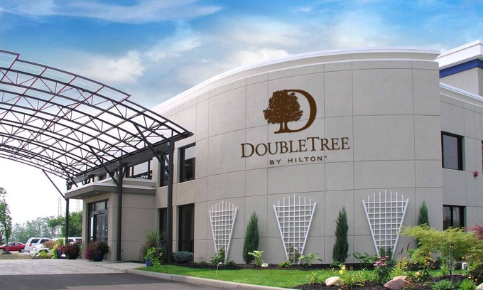 Amherst Hotel | DoubleTree by Hilton Hotel Buffalo - Amherst
