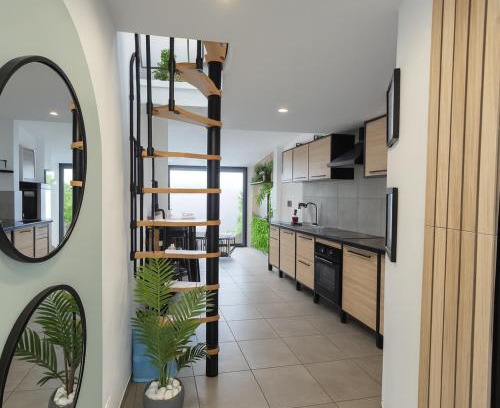 Vitrolles Apartment | Douceur du sud