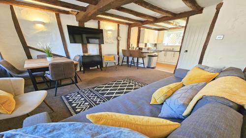Croyde House | Dove Cott Croyde Sleeps 4 Central Location