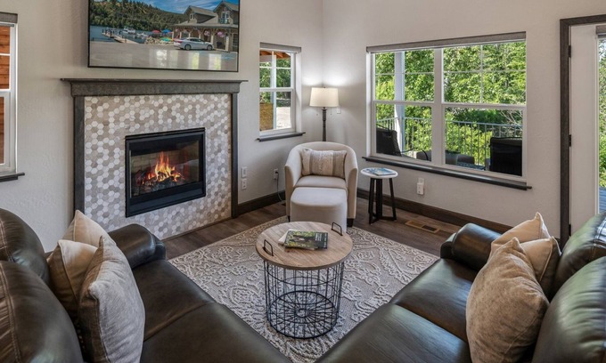 Dover Bay House | Dover Bay Bungalow | 3 Bed, 2 Bath