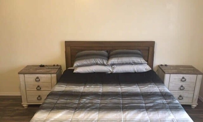 Lawton Apartment | Downstairs one bedroom close to Fort Sill!