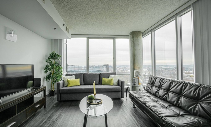 Downtown West Apartment | Downtown 2BR Apartment near Convention Center by RedAwning