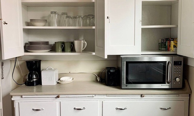 Helena Apartment | Downtown Apartment - great walkability!