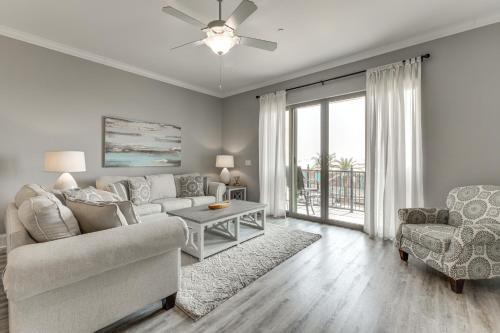Old Town Apartment | Downtown Bay St Louis Condo - Walk to Beach!