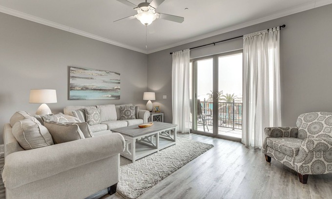Old Town Condo | Downtown Bay St Louis Condo - Walk to Beach!
