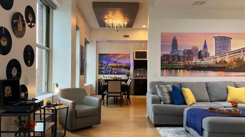 Downtown Cleveland Apartment | Downtown Cleveland- Steps to Sports & Events condo