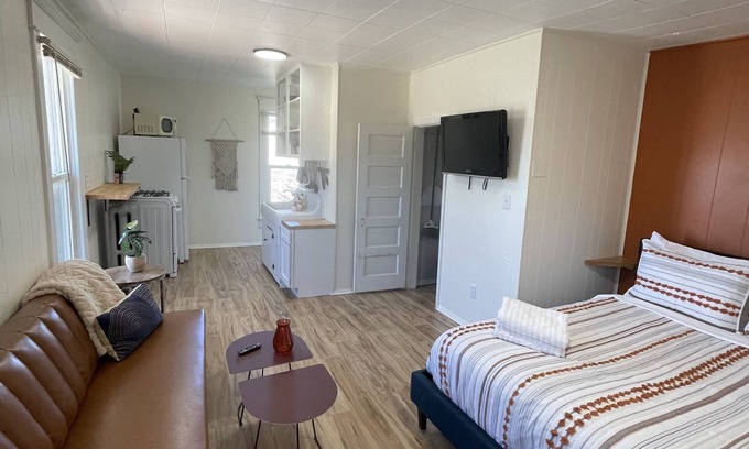 Central Colorado Springs Apartment | Downtown Colorado Springs Studio
