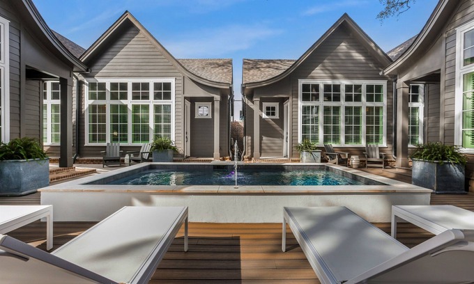 Fairhope Cottage | Downtown Cottage Hideaway Suite F