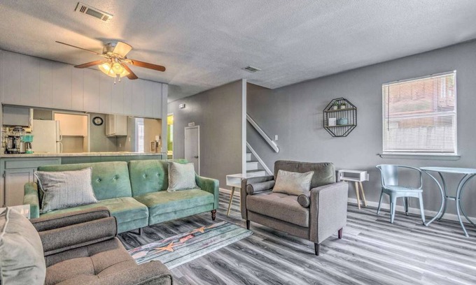 Fort Walton Beach House | Downtown Fort Walton Beach townhouse, only minutes from the beach.