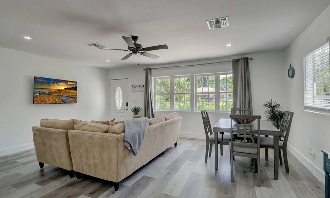 Bonita Springs House | Downtown Gem: Private Retreat Near Beach