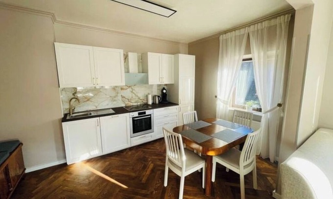 Idar-Oberstein House | Downtown house