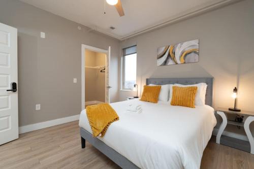 Cole-Noble District Apartment | Downtown INDY Private Room