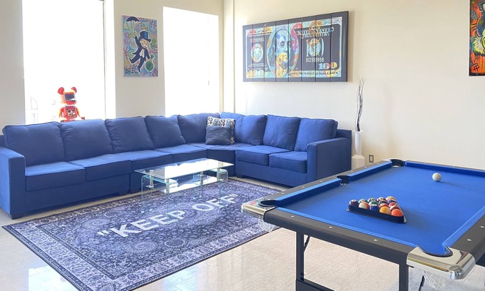 Downtown Apartment | DOWNTOWN LA PENTHOUSE! (Party friendly!)