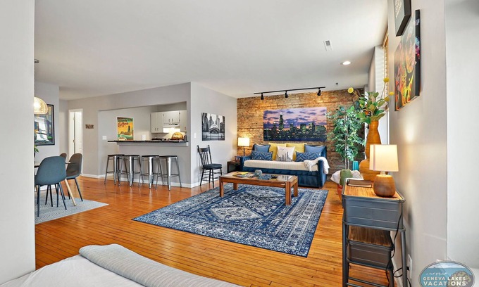 Lake Geneva Apartment | Downtown Lake Geneva-Chicago |Above Shops on Main |Onsite Parking |Fun Themed Urban Apartment |King