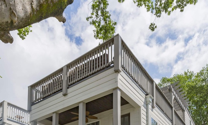 Salemtown House | Downtown Music City with Skyline View-ROOFTOP DECK
