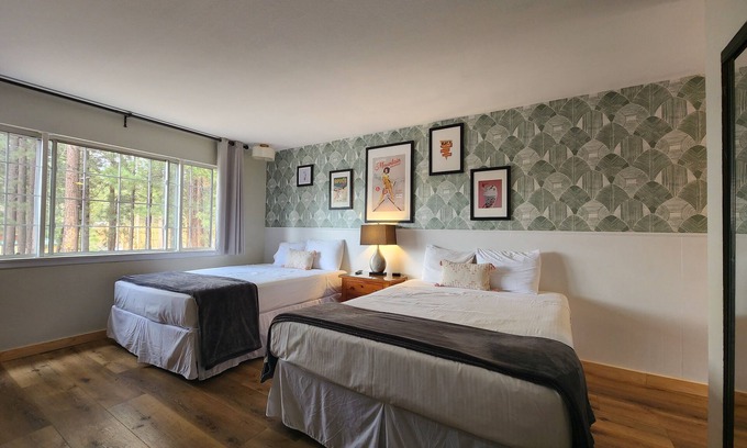Mammoth Lakes Bed & Breakfast | Downtown-NO CLEANING FEE+Hot Breakfast