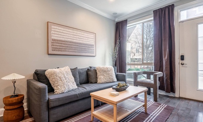 Fishtown House | Downtown Philly Gem 4BR/3.5BT W/Roofdeck + Patio