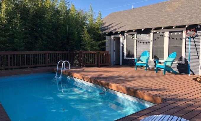 Eastside Promise Neighborhood House | Downtown Private Casita w/Pool