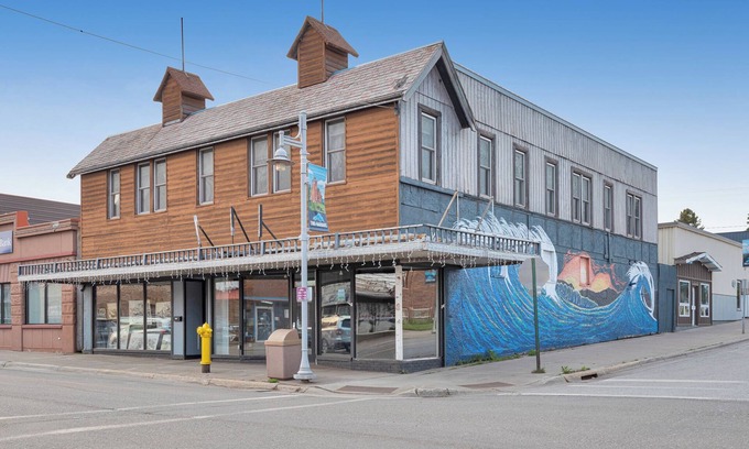 Two Harbors Apartment | Downtown Retreat, Near Parks & Brewery, Unit 2
