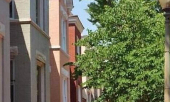 Bloomingdale House | Downtown rowhome 3 bed 2.5 bath