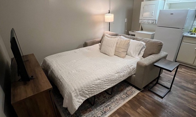 Starkville Apartment | Downtown Starkville Apartment!