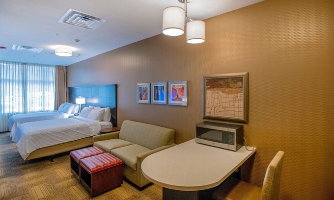 Downtown Denver Apartment | Downtown Studio! Pool, Hot Tub, Free Breakfast Buffet