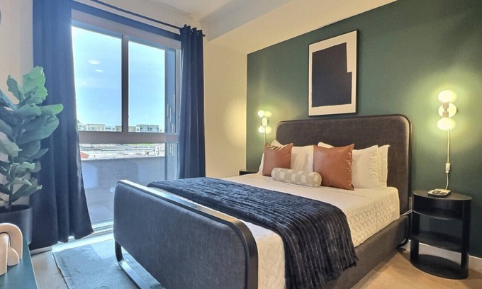Five Points South Apartment | Downtown Vibes | Gym | Walk to Everything Fun