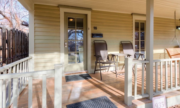 Downtown House | Downtowns Finest Location