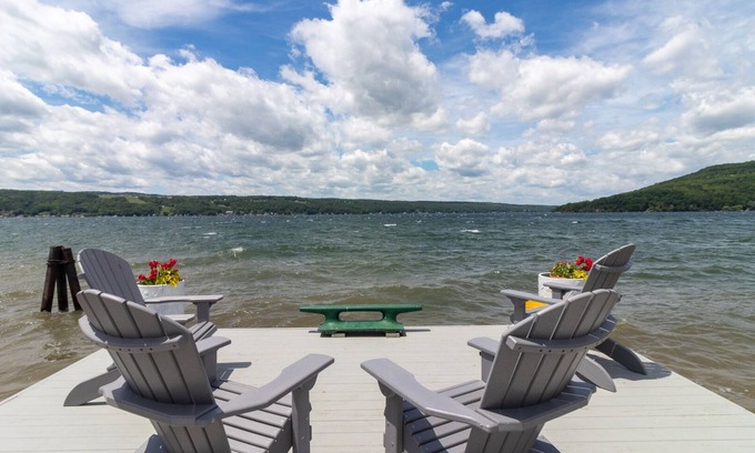 Hammondsport House | Dozens of Cousins: Keuka Lake Family Reunions!