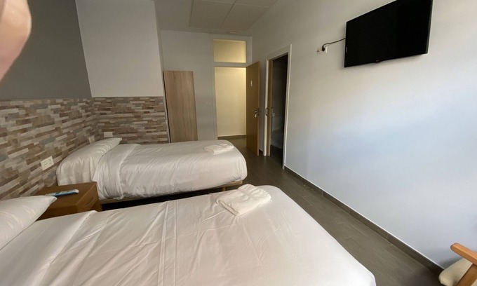 Sarria House | dpCristal El Rinconcito