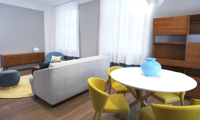 Santo Spirito Apartment | DRAGO D ORO SUITES 202